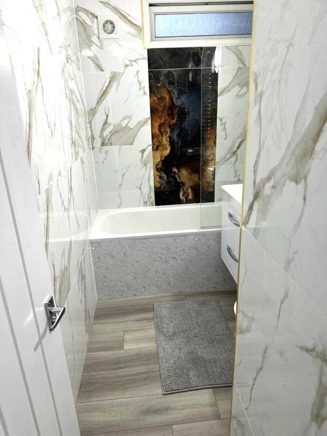 Stylish Apartment At Carlton Grove Λονδίνο Εξωτερικό φωτογραφία